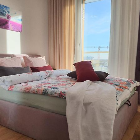 Apartament Krakowska Prestige Lägenhet Wrocław Rum bild
