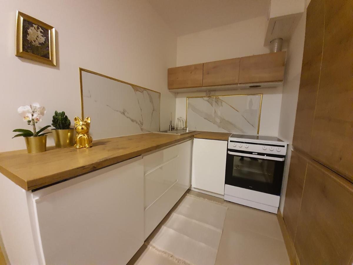 Apartament Krakowska Prestige Lägenhet Wrocław Exteriör bild